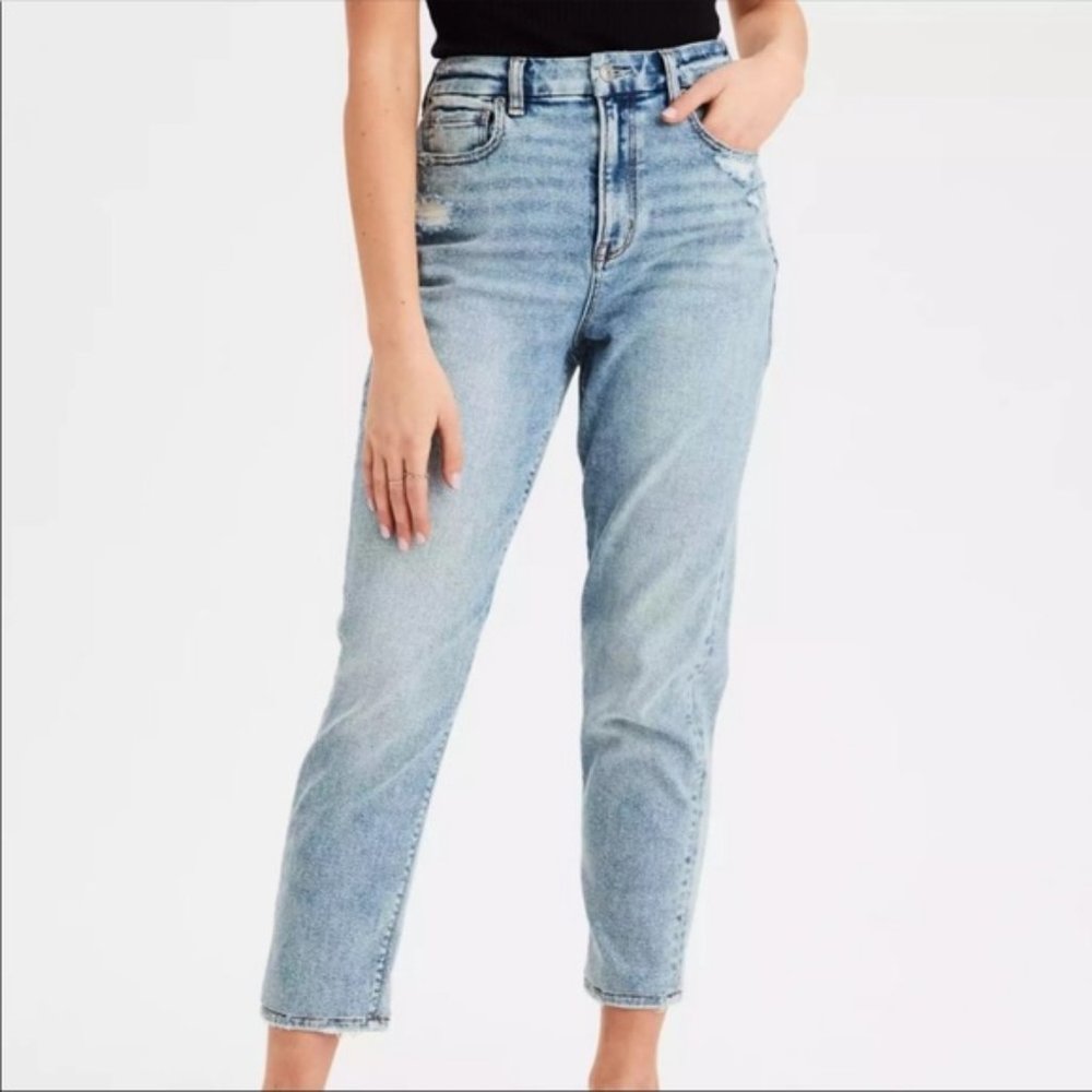 American Eagle Curvy Mom Jeans